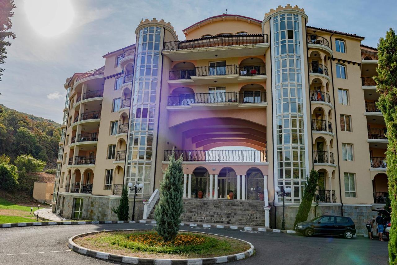 Menada Negresco Apartments エレニテ エクステリア 写真