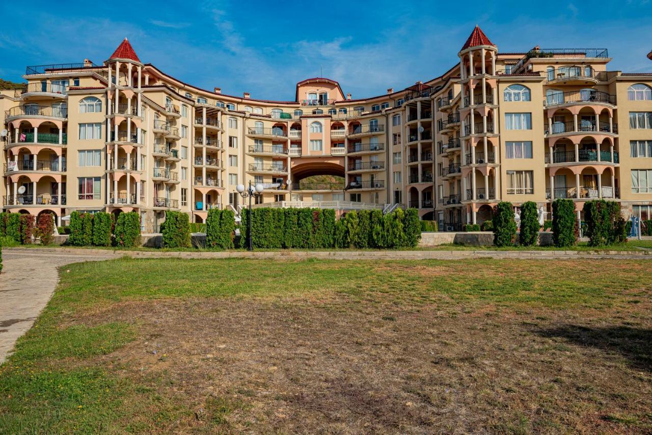 Menada Negresco Apartments エレニテ エクステリア 写真