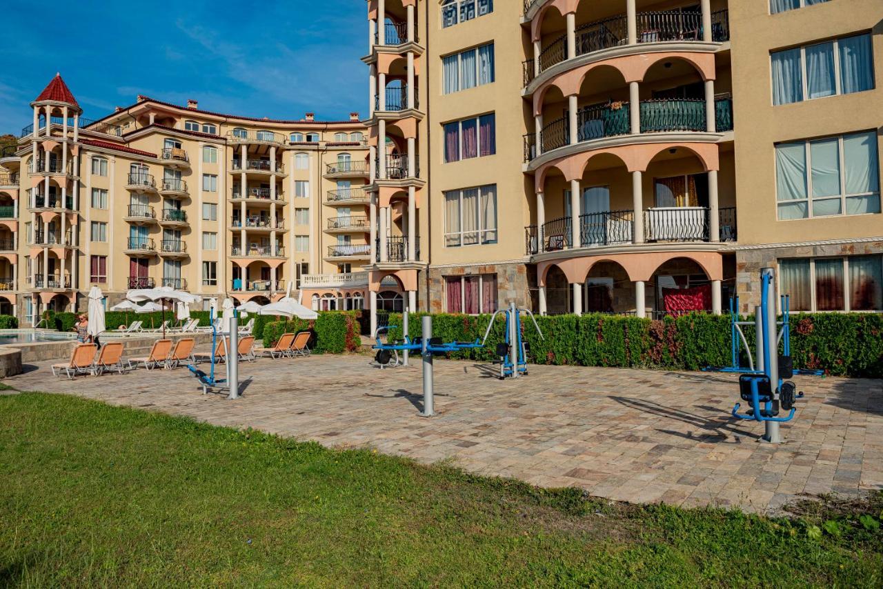 Menada Negresco Apartments エレニテ エクステリア 写真